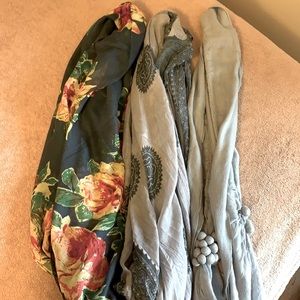 Assortment of Spring/Fall Scarfs